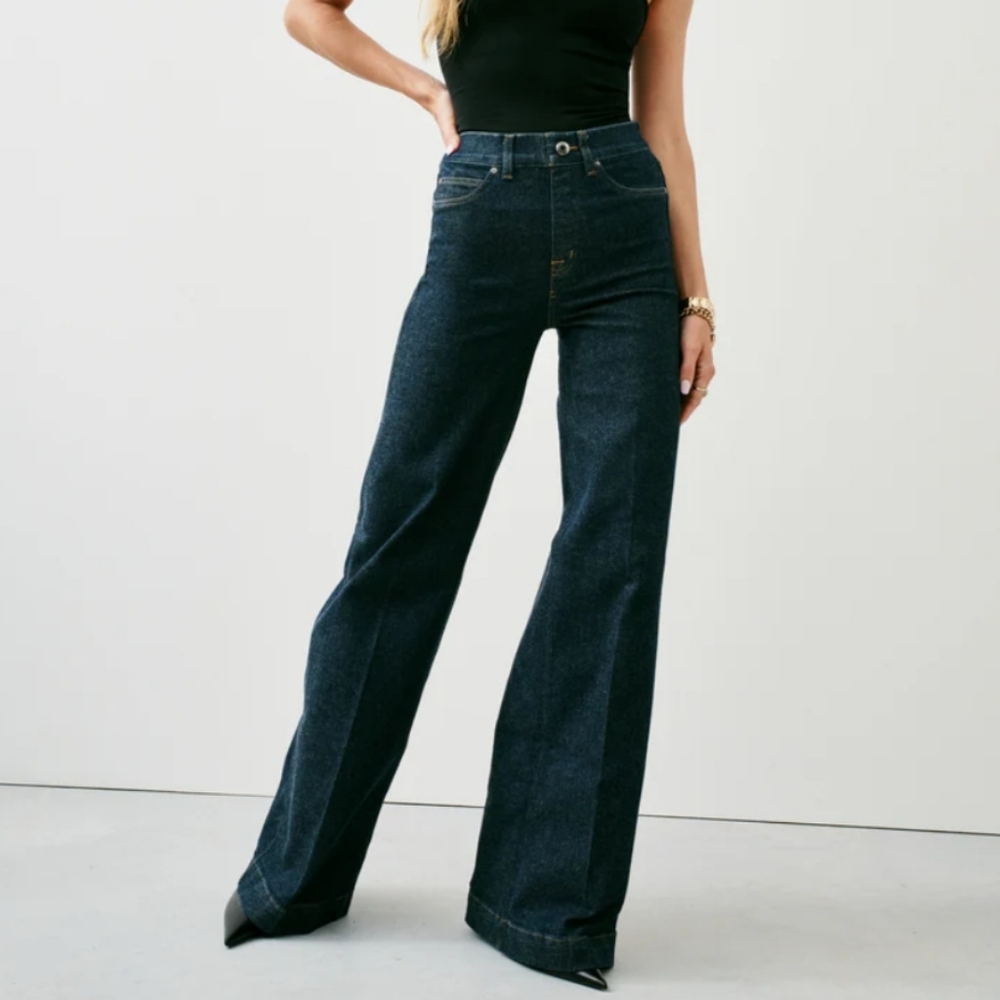 SPANXshape™ Everywhere Dark Blue Wide Leg Jeans, Size MP ~ NWT - Picture 3 of 16
